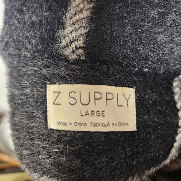 Z Supply Size Large Plaid Button-Up Jacket - Picture 7 of 7